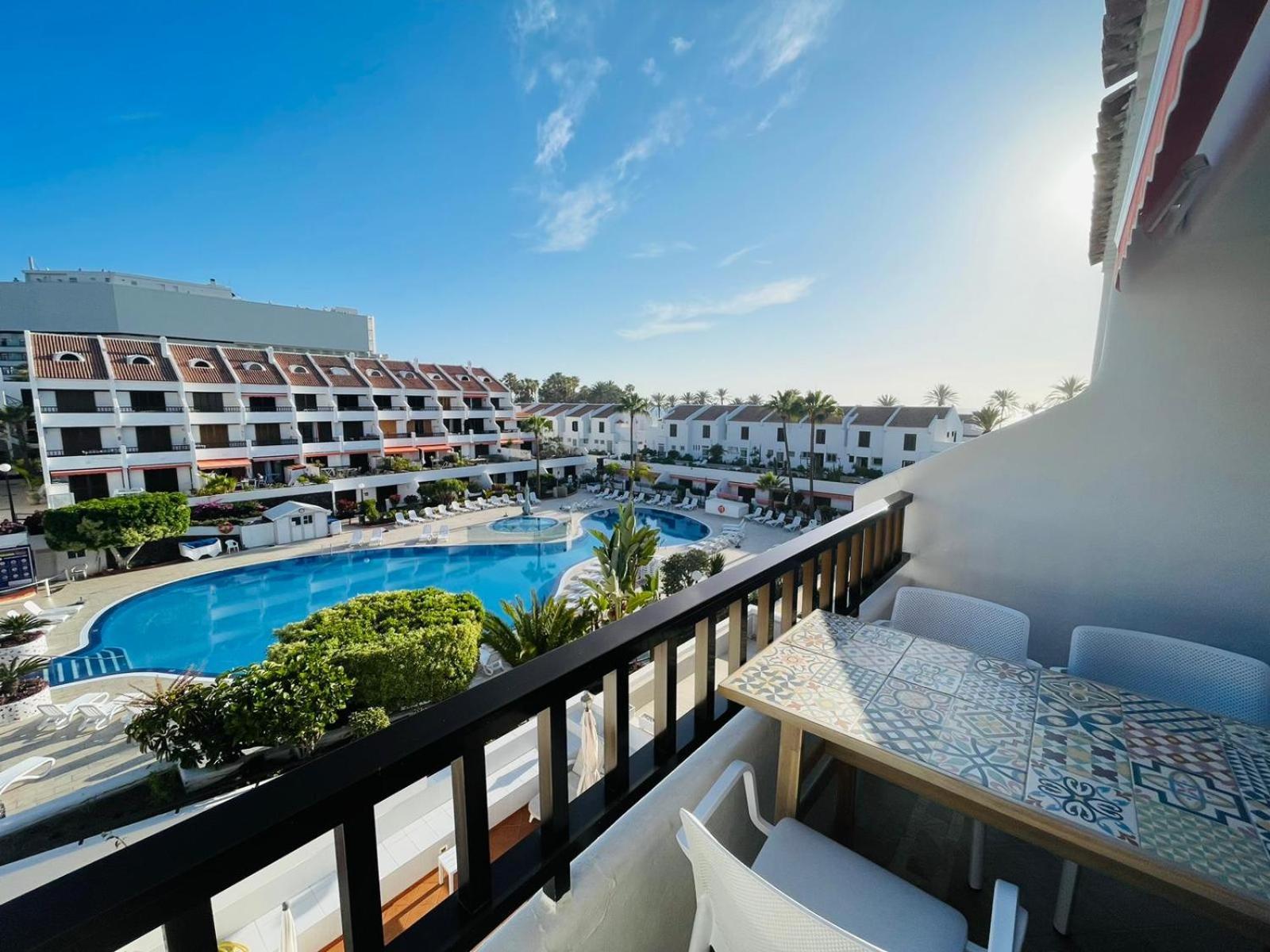 Duplex Michelle Parque Santiago I En Playa De Las Americas Luaran gambar